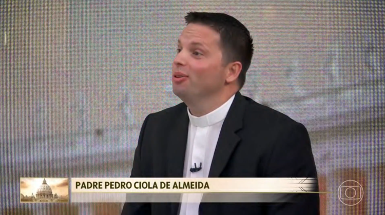 Pe. Pedro durante sua fala no Jornal Hoje da TV Globo - Edição do dia 08 de Maio de 2025